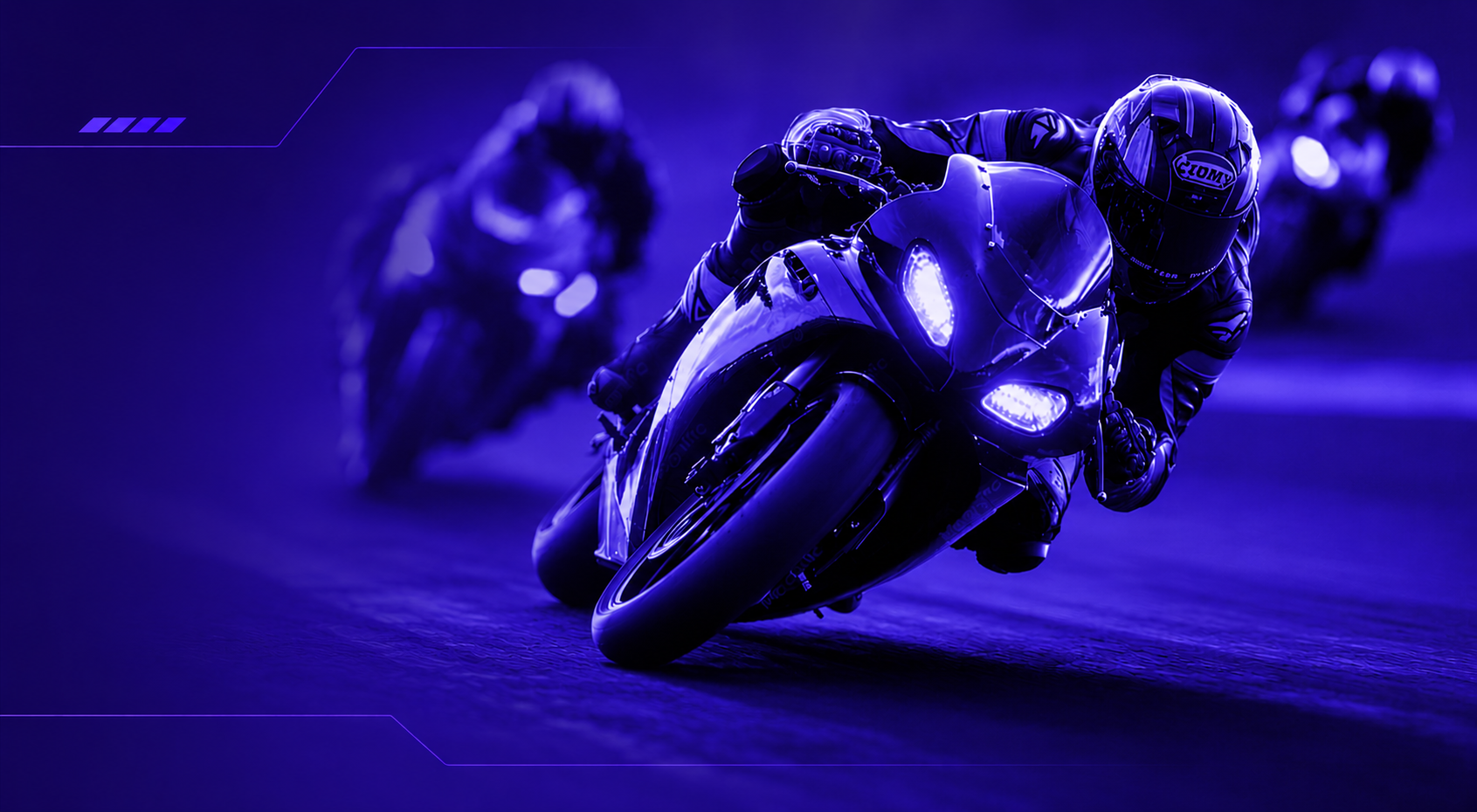 Moto esportiva em alta velocidade
